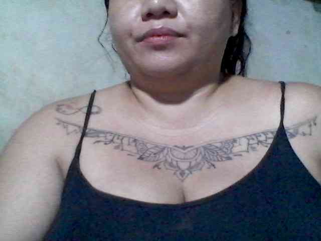 sweetasian33 webcam