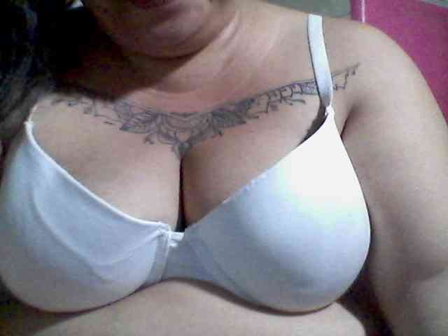 sweetasian33 webcam
