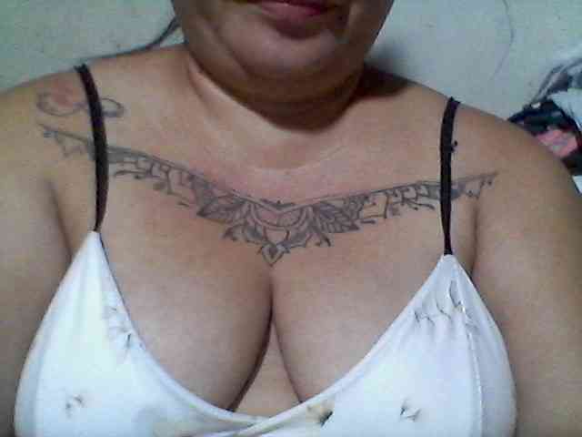 sweetasian33 webcam