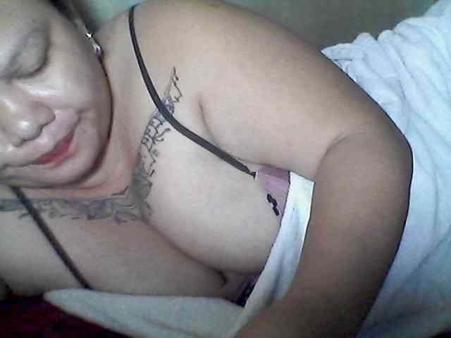 sweetasian33 webcam