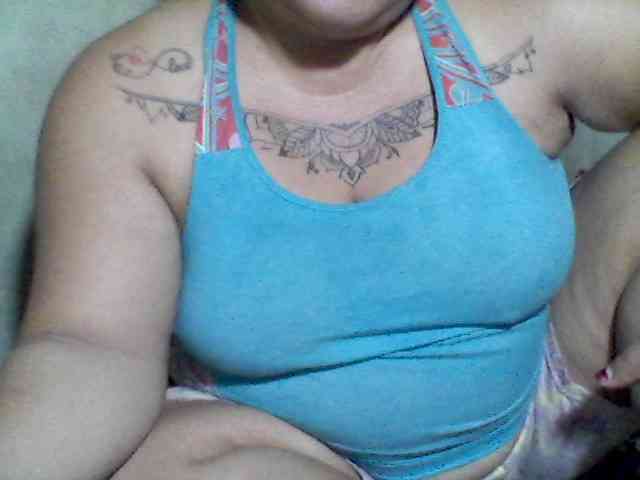 sweetasian33 webcam