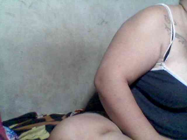 sweetasian33 webcam
