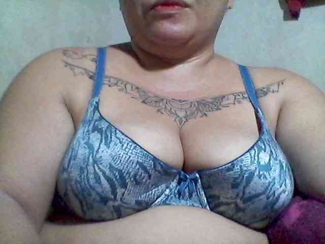 sweetasian33 webcam