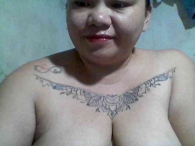 sweetasian33 webcam
