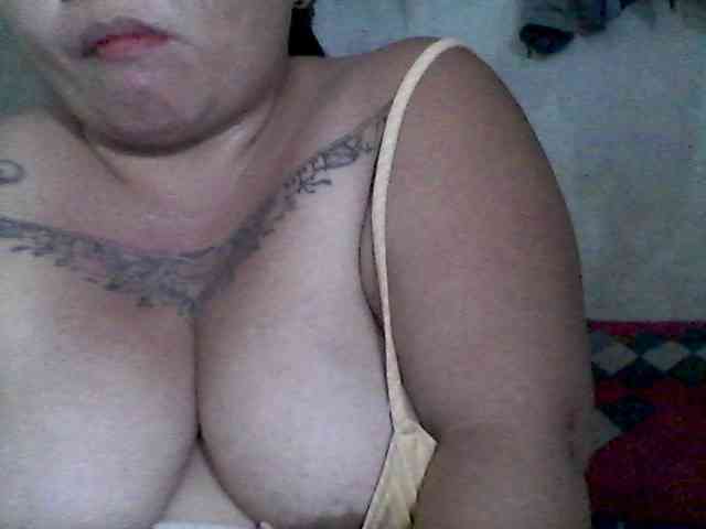 sweetasian33 Live Webcam on BongaCams