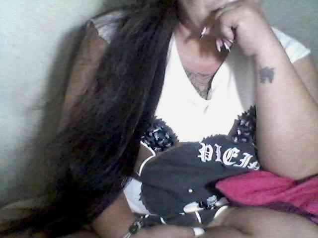 sweetasian33 webcam