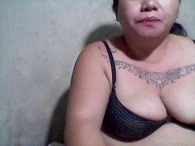 sweetasian33 webcam