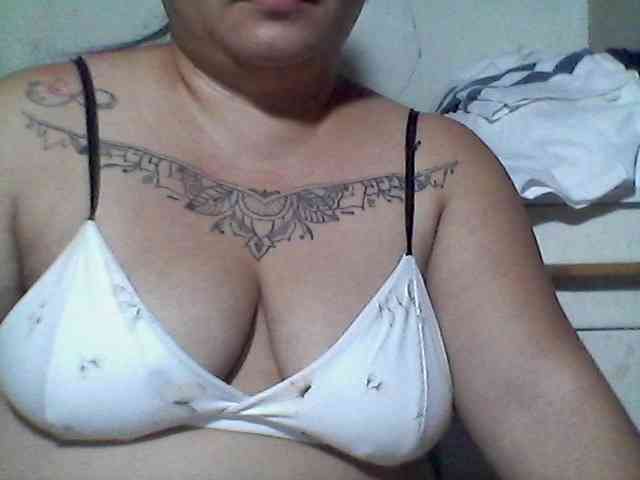sweetasian33 webcam