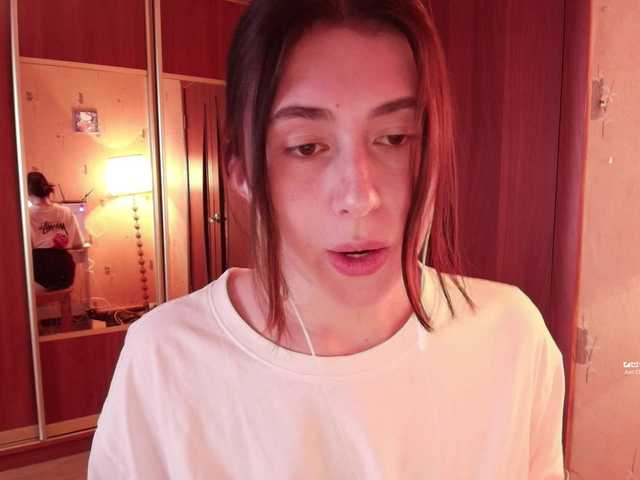 KristinaScott's BongaCams show and profile