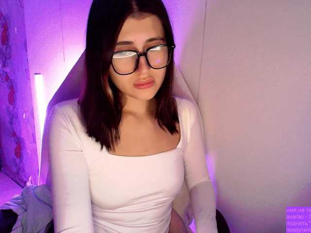 KristinaScott's BongaCams show and profile