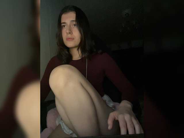 KristinaScott's BongaCams show and profile