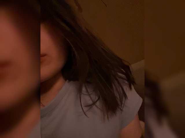 KristinaScott's BongaCams show and profile