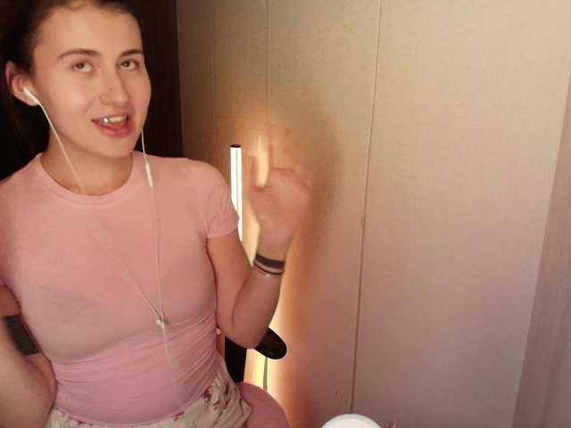 KristinaScott's BongaCams show and profile