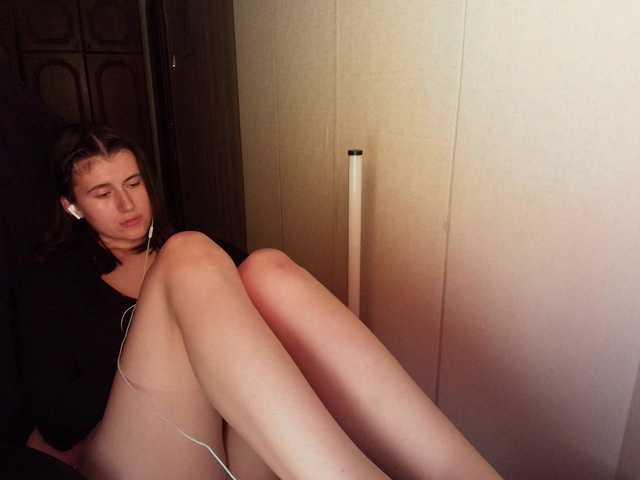 KristinaScott's BongaCams show and profile