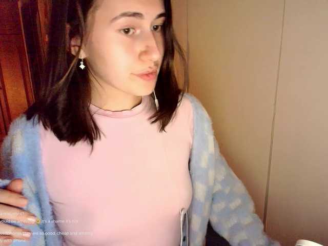 KristinaScott's BongaCams show and profile