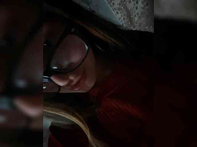 KristinaScott webcam