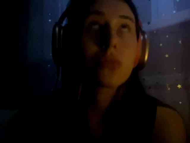 KristinaScott webcam