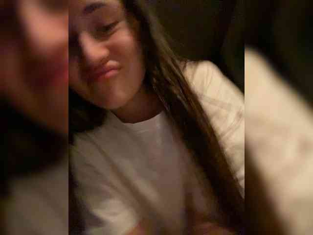 KristinaScott webcam