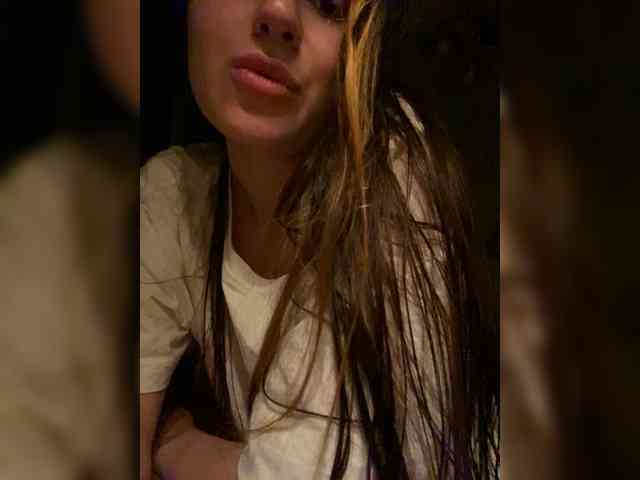 KristinaScott webcam