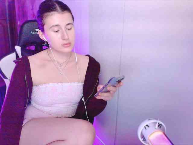 KristinaScott webcam