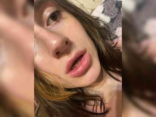 KristinaScott webcam