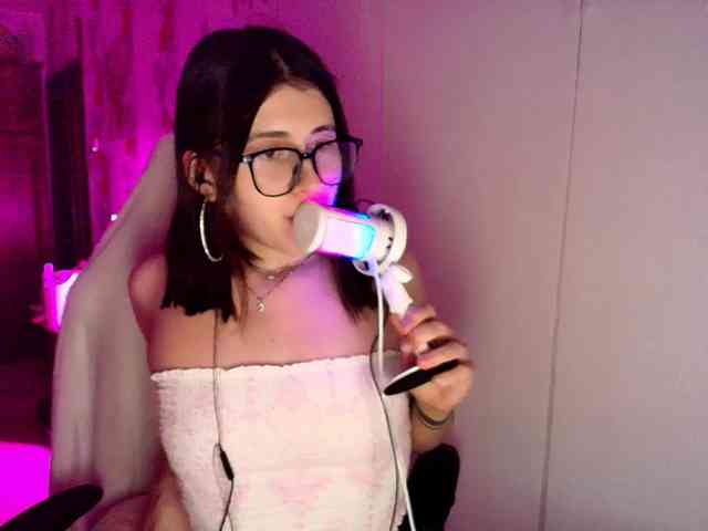 KristinaScott webcam