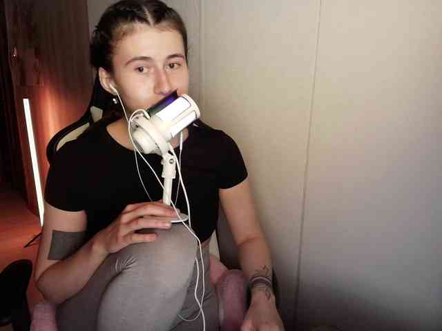 KristinaScott webcam