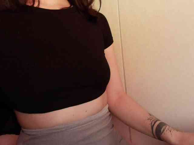 KristinaScott webcam