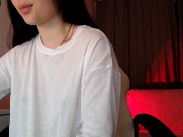 Lili-asian's BongaCams show and profile