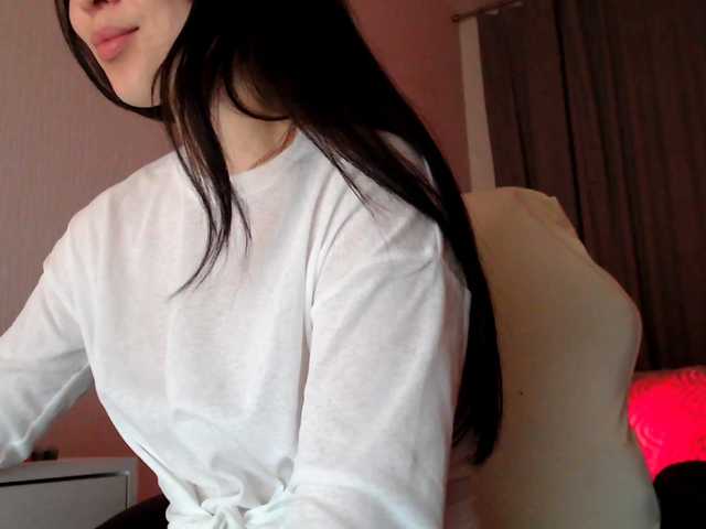 Lili-asian's BongaCams show and profile