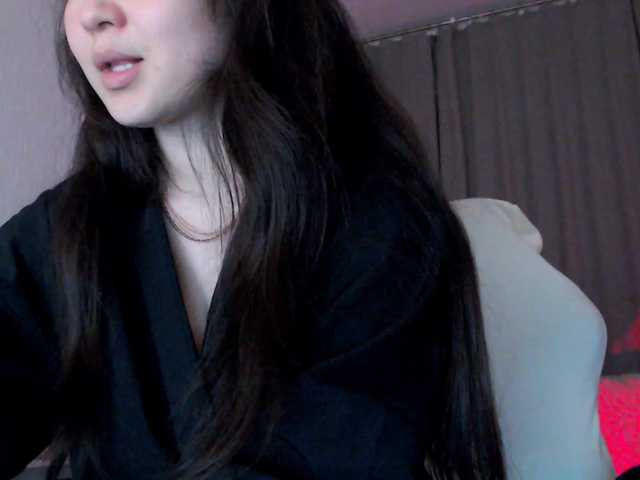 Lili-asian's BongaCams show and profile