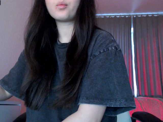 Lili-asian's BongaCams show and profile