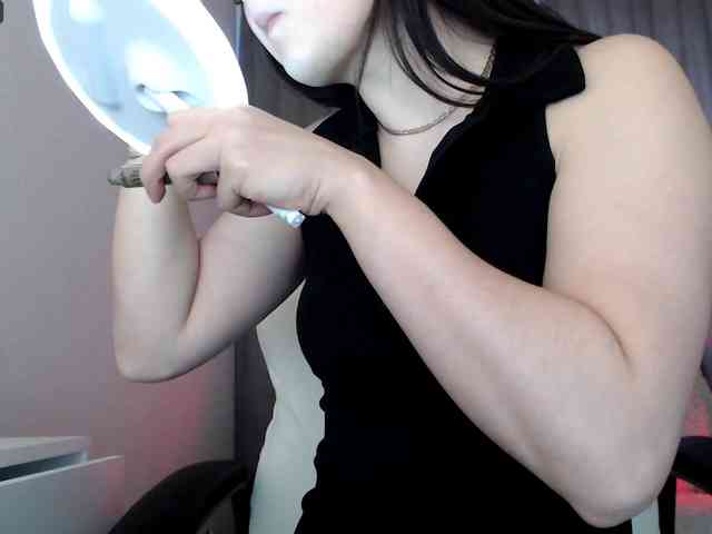 Lili-asian Lili-asian