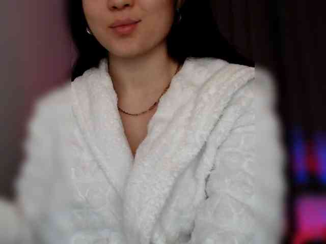 Lili-asian Lili-asian