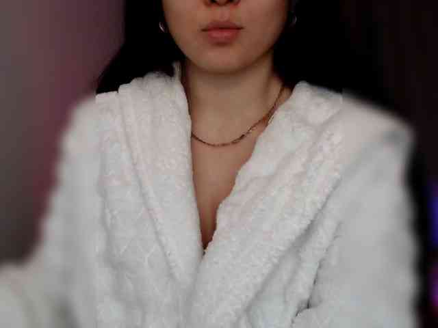 Lili-asian Lili-asian