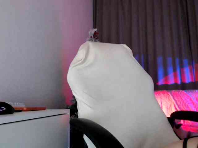 Lili-asian Lili-asian