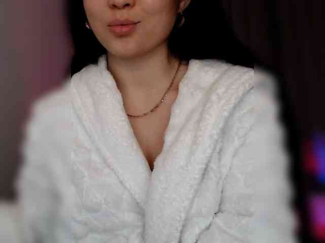 Lili-asian Lili-asian