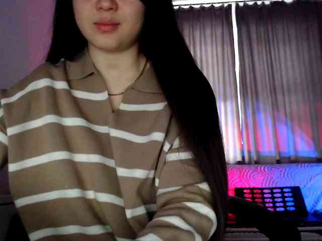 Lili-asian Lili-asian