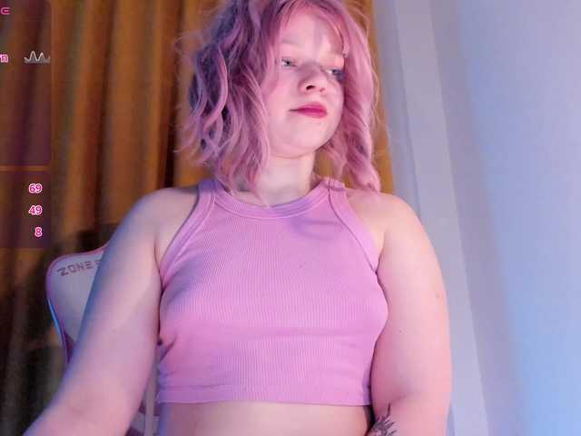 CutieSue — Toy in ass ... ^^  Emptied your balls with me   ^^ My ass love it  ^_^  lovense in my pussy C2C 70 TOKENS , PM 10 tokens@total   @sofar :start show @remain My favorite pattern is 38 tokens. My pussy gets super wet from long vibrations