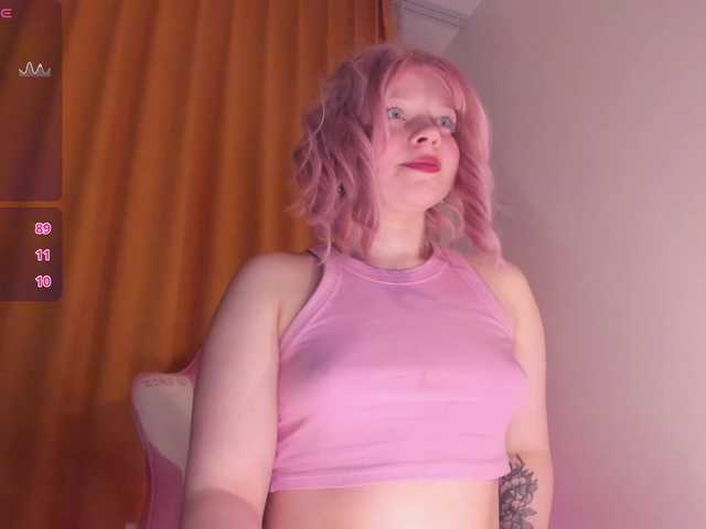 CutieSue's BongaCams show and profile