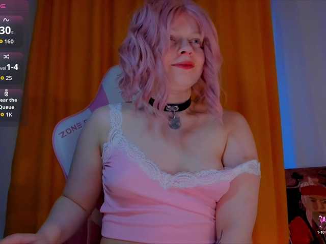 CutieSue's BongaCams show and profile