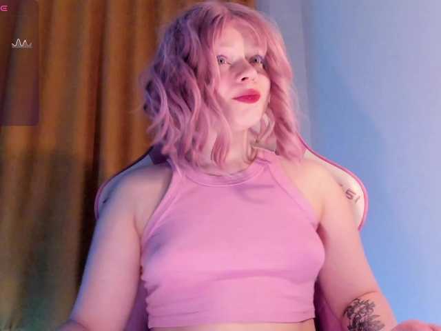 CutieSue's BongaCams show and profile