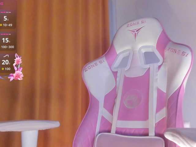 CutieSue's BongaCams show and profile