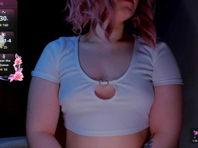 CutieSue's BongaCams show and profile