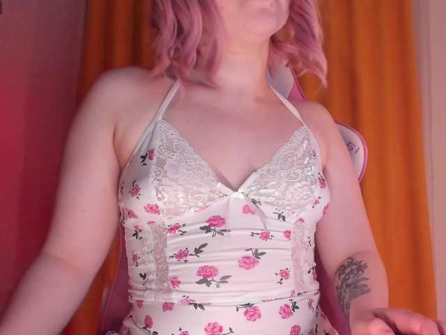 CutieSue's BongaCams show and profile