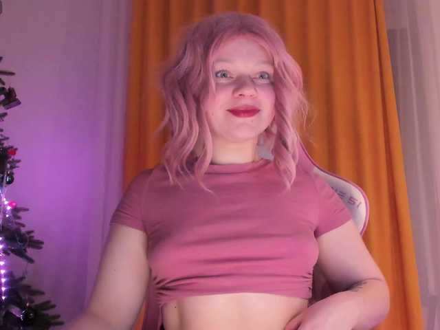 CutieSue's BongaCams show and profile