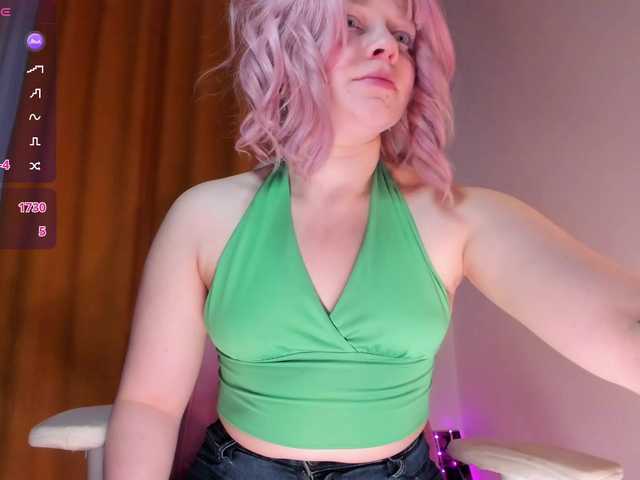 CutieSue's BongaCams show and profile