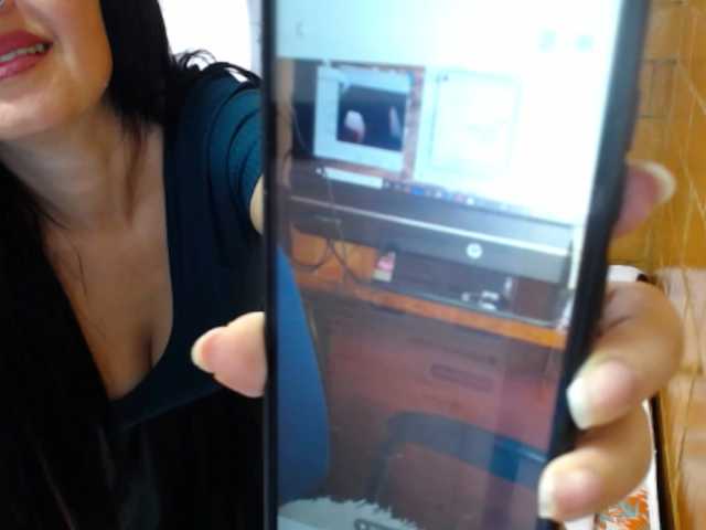 Charlotemple5's BongaCams show and profile