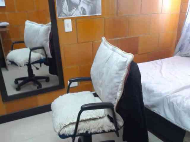 Charlotemple5 webcam