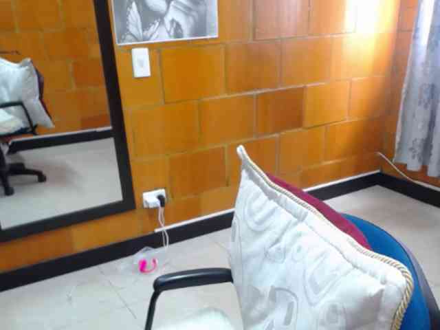 Charlotemple5 webcam